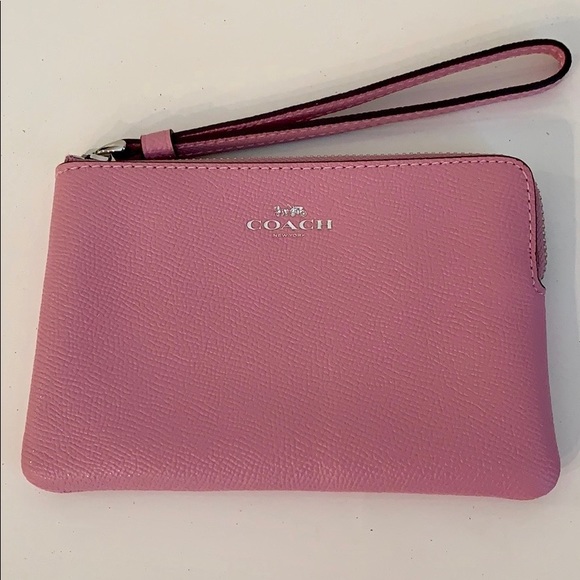 Coach Accessories - Coach Crossgrain Leather Corner Zip Wristlet Tulip